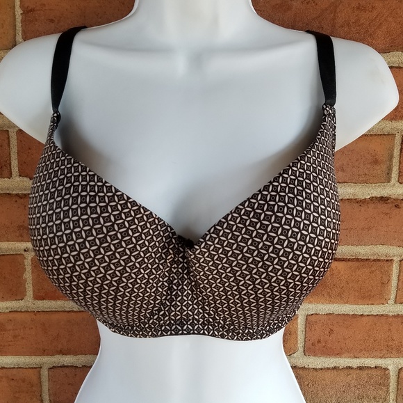 Delta Burke Bra - Picture 5 of 8
